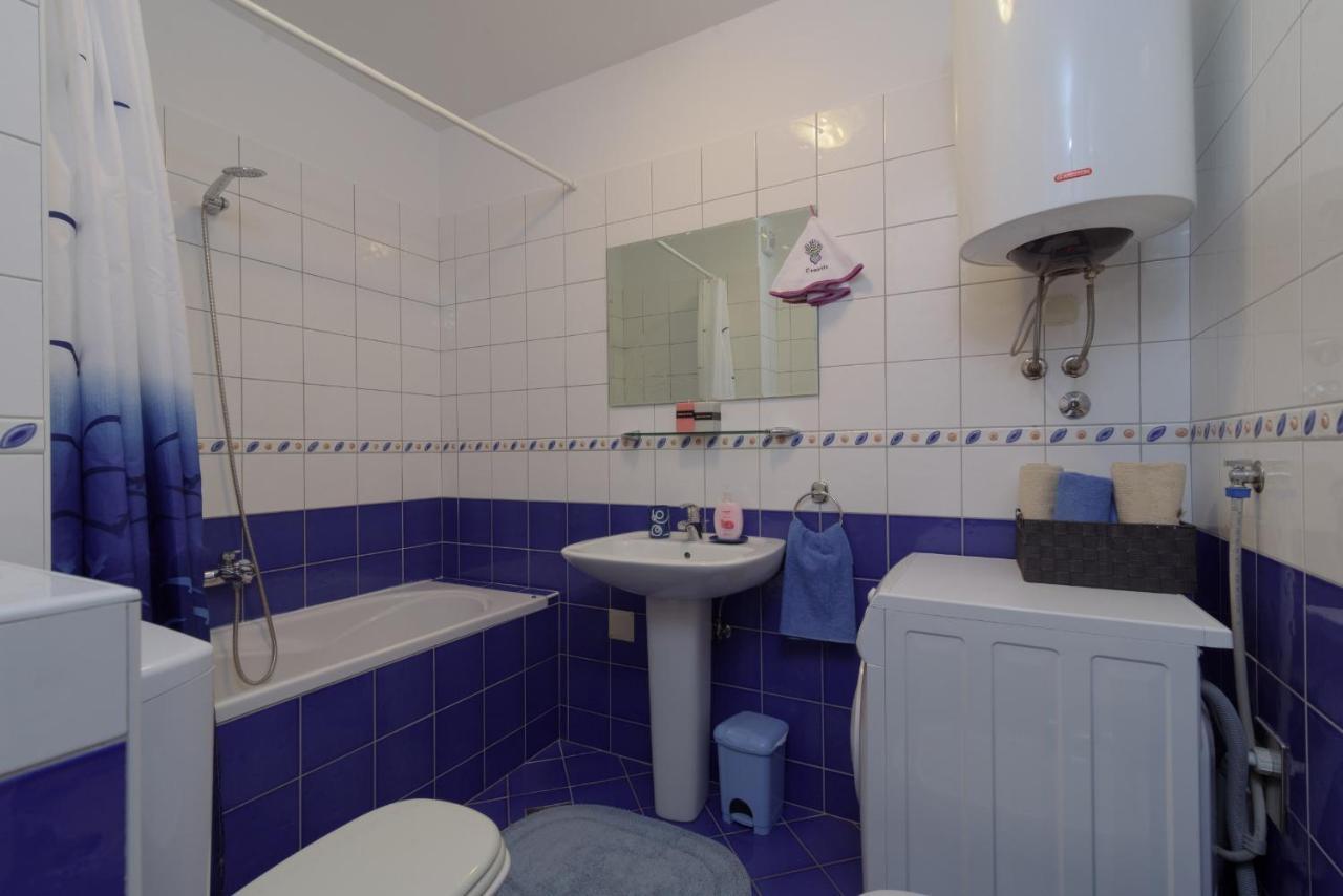Apartment Marijana Trogir Buitenkant foto